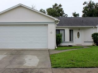 9408 Tournament Dr, Hudson, FL 34667