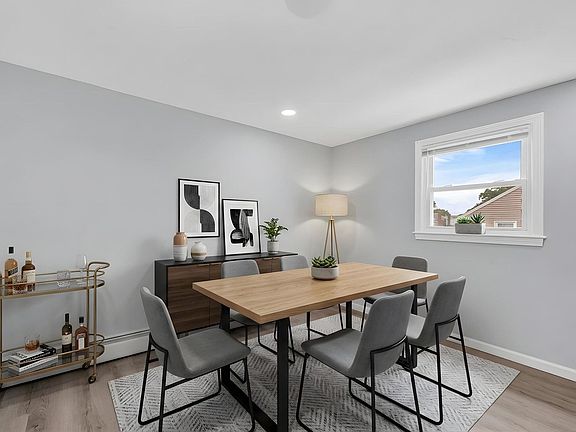 4th image of 62 Hollis St #62