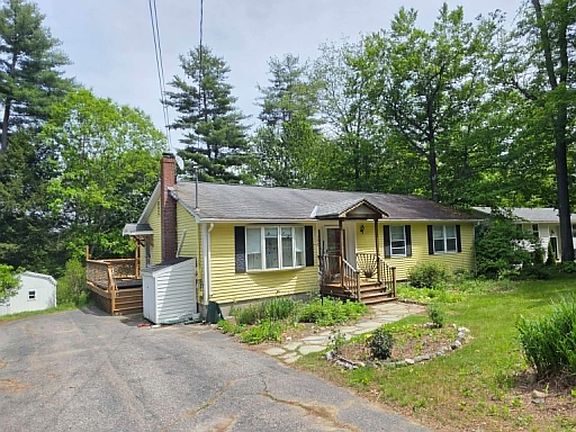 5th image of 184 Carriage Hill Road