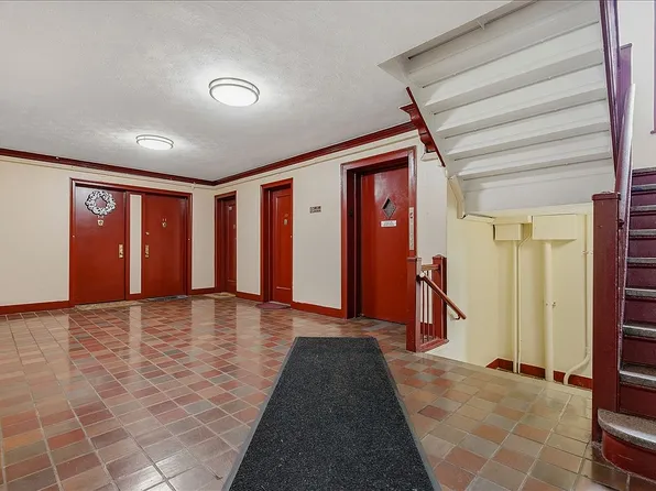 5605 31st Ave APT 2O, Woodside, NY 11377