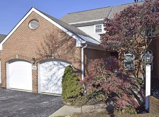 5470 Windridge Vw, Cincinnati, OH 45243