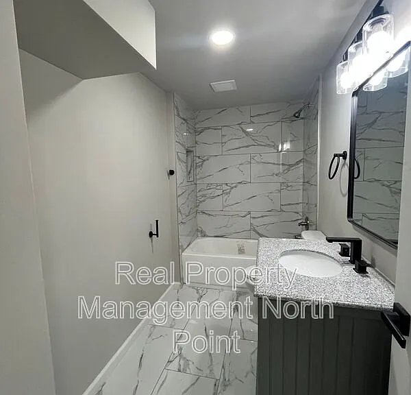 2425 Omaha Rd SW — Photo 34