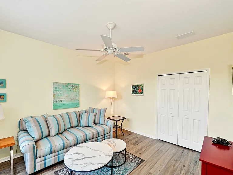 8003 Spring Marsh Dr — Photo 32