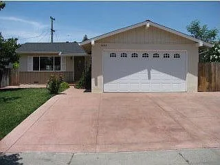 3337 Mount Wilson Dr photo 1