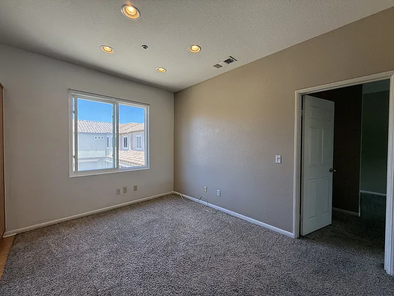 6331 Citracado Cir — Photo 11