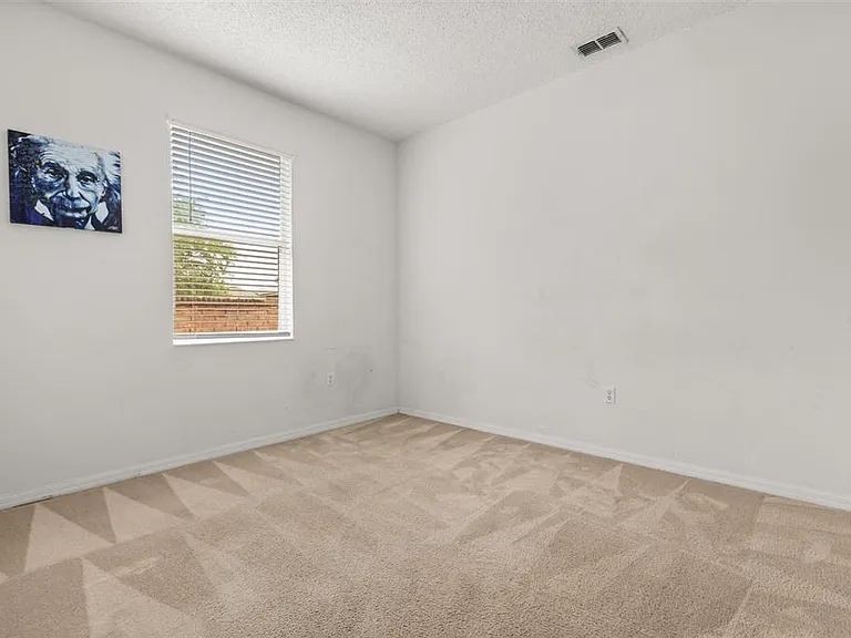 9406 Candice Ct — Photo 27