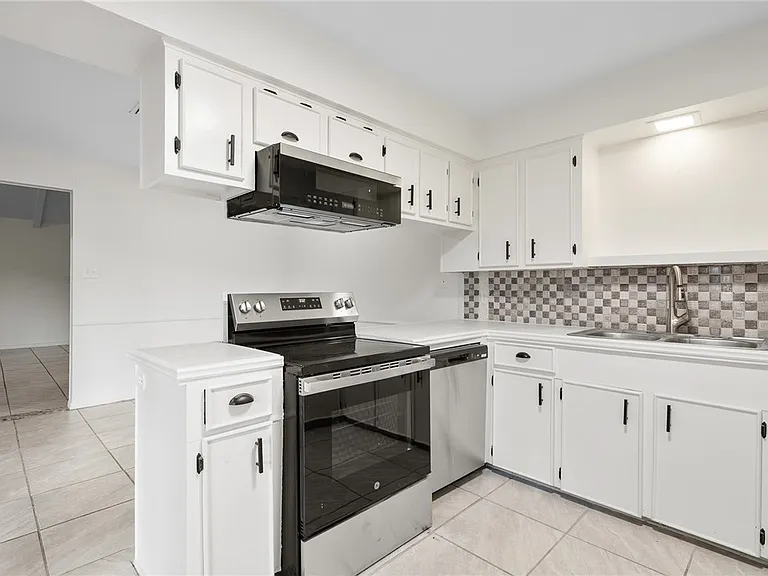 5009 Wingfoot Ln #B — Photo 12