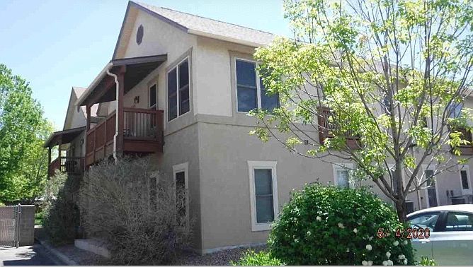 1st image of 1210 Walnut Ave APT 2