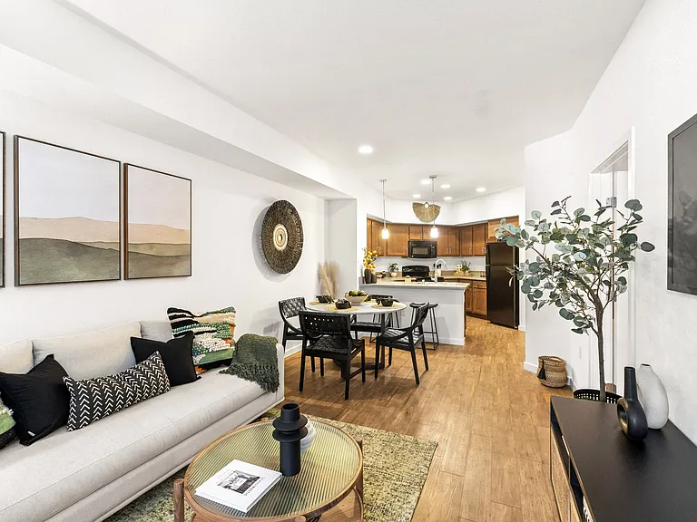 Amalfi Apartments — Photo 16