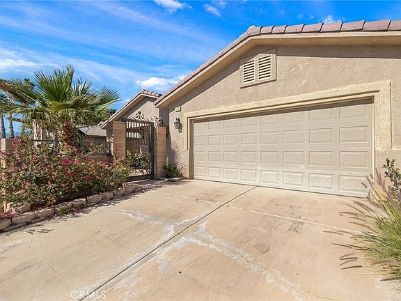 3rd image of 66758 Yucca Dr
