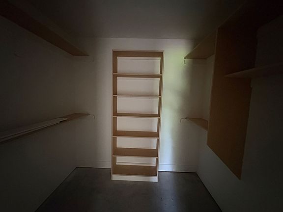 5th image of 1617 Green Valley Cir