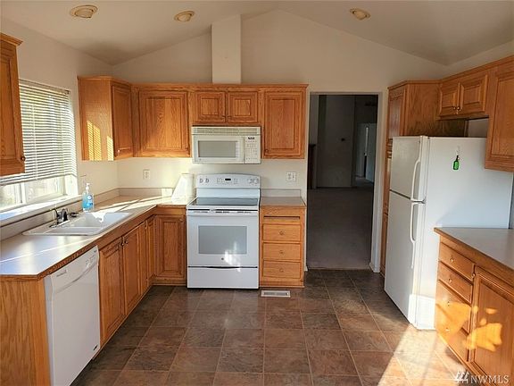 3rd image of 6003 88th Street Ct E