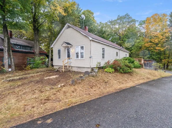 23 Columbus Circle, Newport, NH 03773