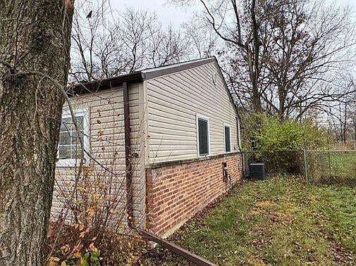 2nd image of 147 Nashua St