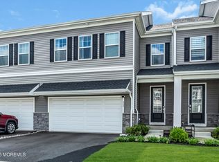 803 Aviator Ave, Marlboro, NJ 07746