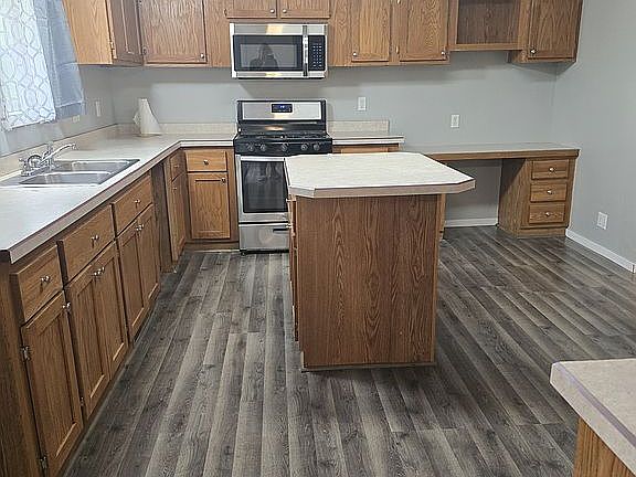 4th image of 10900 Tuttlehill Rd