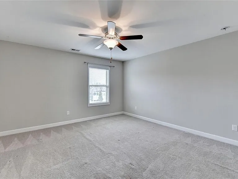 5525 Nesmith Ct — Photo 30