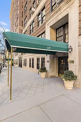 120 East 75th Street in Lenox Hill