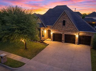 1208 Grayhawk Dr, Forney, TX 75126