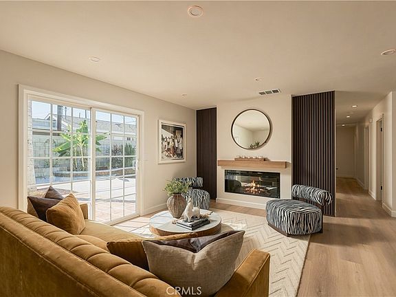 3rd image of 18001 Gulf Ln