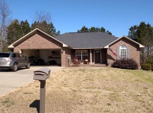 3655 Drayton Dr, Dalzell, SC 29040