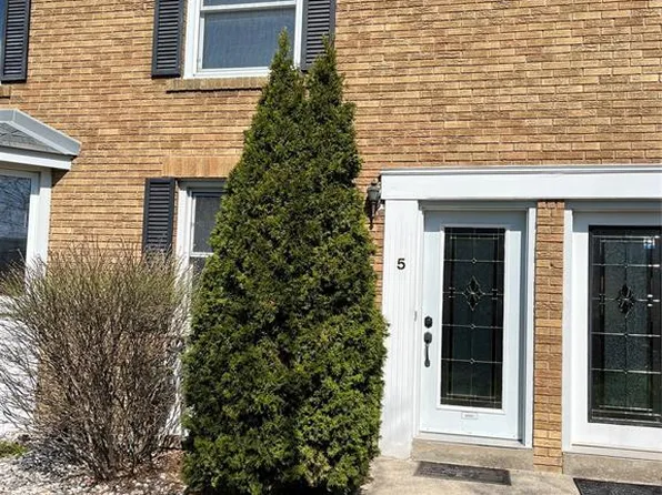 8410 Little River Rd #5, Windsor, ON N8S 2B5