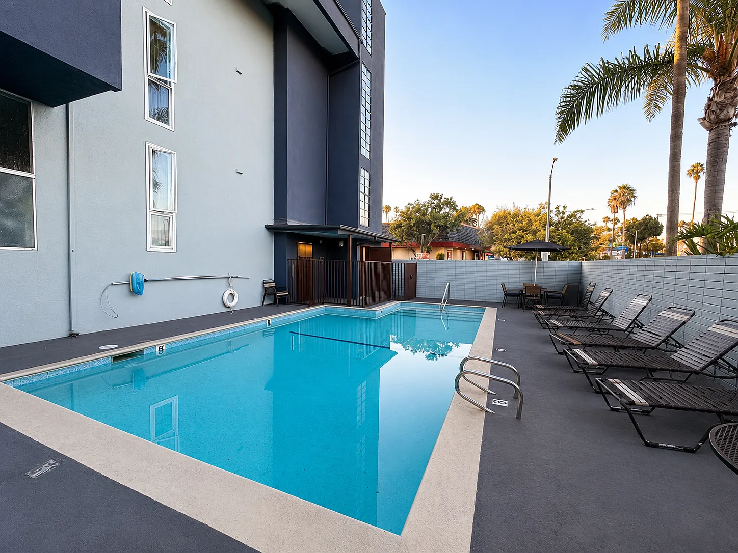 Surf Terrace — Photo 3