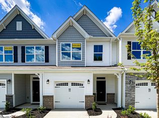 49 Fair Village Ln, Simpsonville, SC 29680