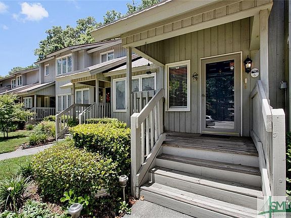 3rd image of 6 Island Creek Ln