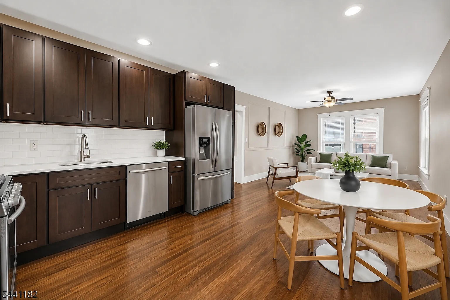 3 bed, $3,195 — Photo 3