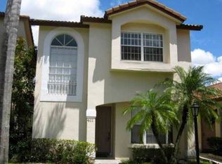 411 NW 108th Ter, Pembroke Pines, FL 33026