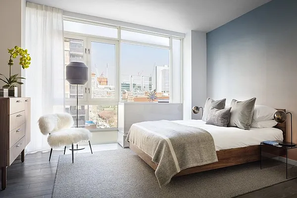 Sold by Compass | media 14