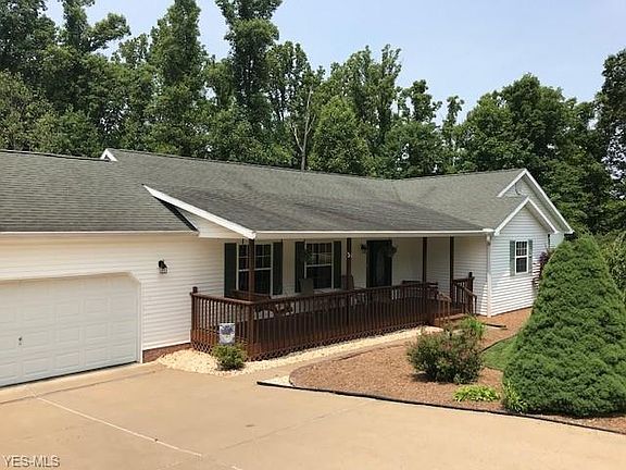 2nd image of 125 Whitetail Dr