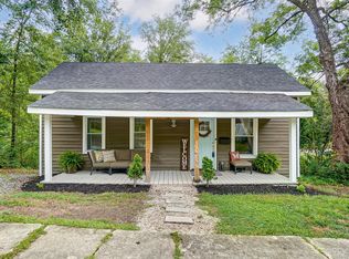 943 16th St, Lancaster, SC 29720