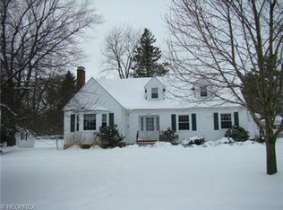 10767 Liberty St, Garrettsville, OH 44231