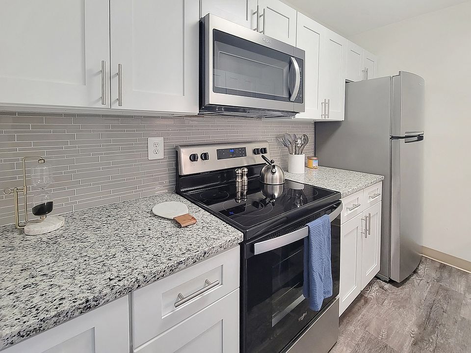 1st image of 7000 Squires Manor Ln APT 4111