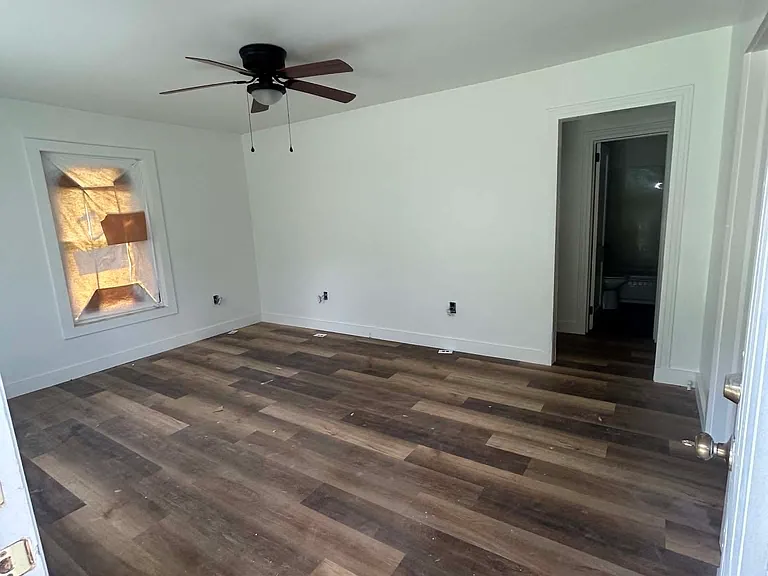 3850 Mercer St — Photo 2