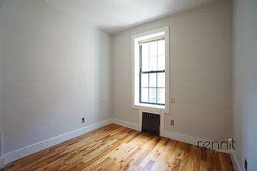 Rented by Rennit Inc.