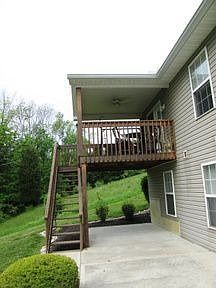 3rd image of 1706 S Pointe Dr