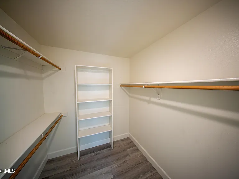 1118 S Surfside Dr — Photo 25