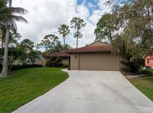 8316 SE Pinehaven Ave, Hobe Sound, FL 33455