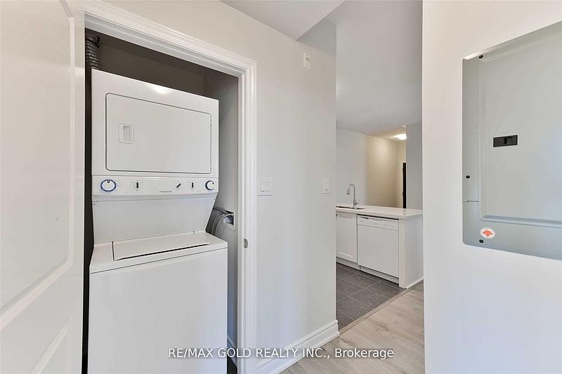 Oakville Townhouse for rent - 2 Bedrooms — photo 19