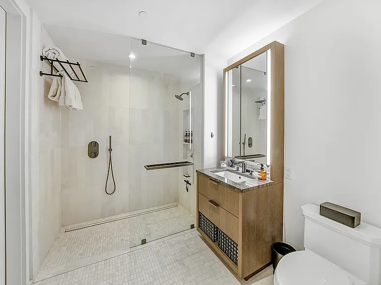543 W 122nd St #3D — Photo 6