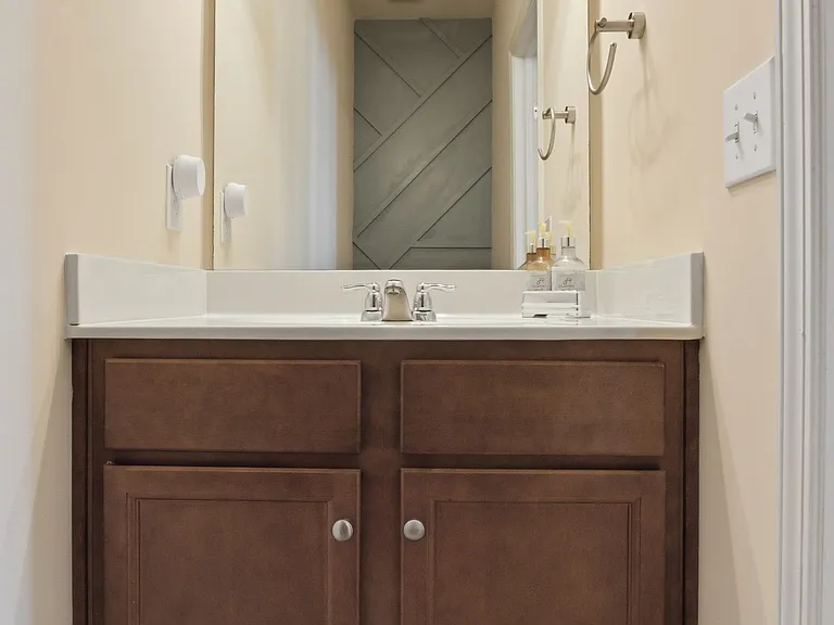 4007 Cannonsgate Ln — Photo 21