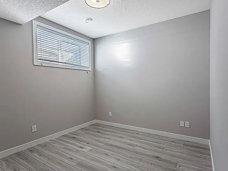 153B Creekside Dr SW #B — Photo 9