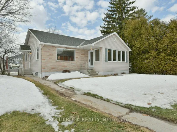 146 Elgin St W, Arnprior, ON K7S 1N8