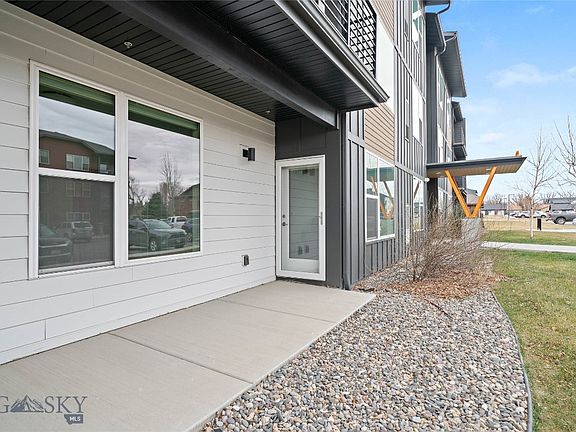 4th image of 2221C Willow Dr #130