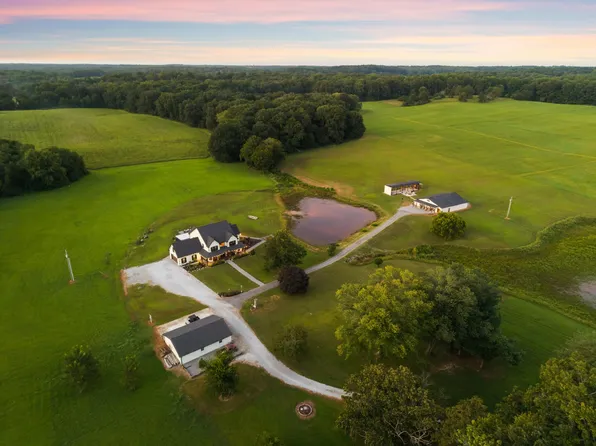 9952 Missionary Ridge Rd, Bon Aqua, TN 37025