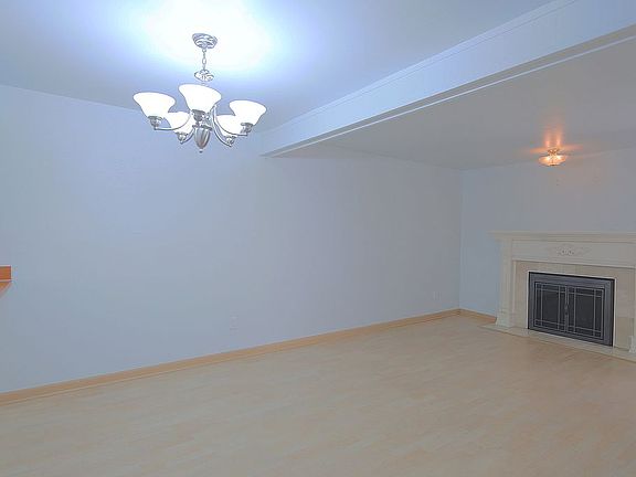 3rd image of 6021 202nd St SW #20