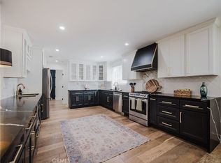 23664 Community St, Canoga Park, CA 91304